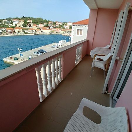 Apartment Svetka Sali Dış mekan fotoğraf
